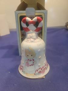 lot 5359 image: Precious Moments Christmas Bell - Cane You Join Us