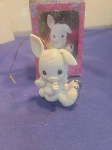 lot 5374 image: 1991 Precious Moments White Bunny Ornament