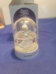 lot 5385 image: Precious Moments The Voice of Spring Snow Globe