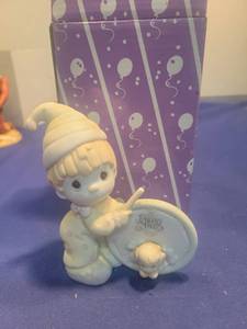 lot 5428 image: Precious Moments Birthday Club Figurine B-0005