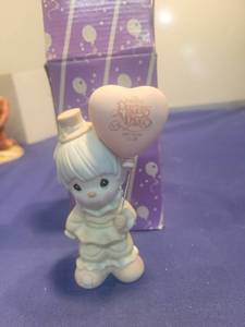 lot 5435 image: Precious Moments Birthday Club Figurine 1993