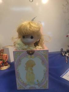 lot 5443 image: Summers Joy Musical Jack-in-the-Box - Four Seasons Series does not play music