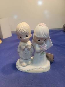 lot 5453 image: Precious Moments Wedding Couple Figurine The Lord Bless You and Keep You