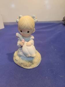 lot 5480 image: Precious Moments God is Love Figurine 1999