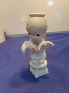 lot 5494 image: 1983 Precious Moments Prepare Ye The Way Figurine