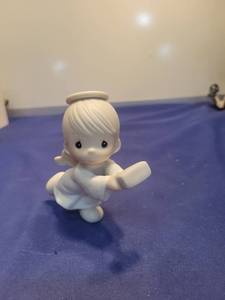 lot 5505 image: Precious Moments Angel Figurine