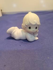 lot 5542 image: 1983 Precious Moments White Porcelain Baby Figurine