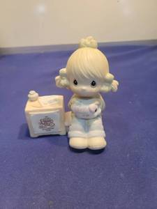 lot 5585 image: 1983 Precious Moments White Porcelain Figurine E-0404