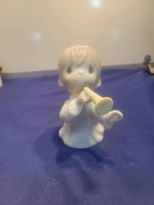 lot 5665 image: Precious Moments White Porcelain Angel Figurine