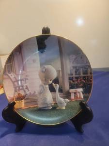 lot 5673 image: Precious Moments Make A Joyful Noise Decorative Plate