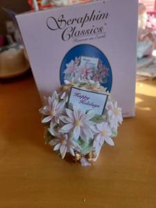 lot 5714 image: Seraphim Classics Happy Holidays Floral Ornament