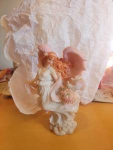 lot 5720 image: Seraphim Classics Loves Guardian Angel Figurine #78040