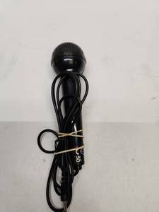 Black Dynamic Microphone with Cable