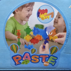 lot 11259 image: Fun Paste Toys