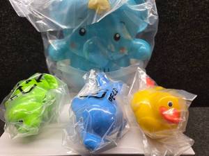 lot 11515 image: Elephant Bath Toy Elephant Toy With Music - Magnetic