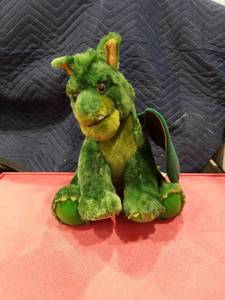 lot 3535 image: Petes Dragon Build A Bear Stuffed Elliot BAB Disney 2016 16