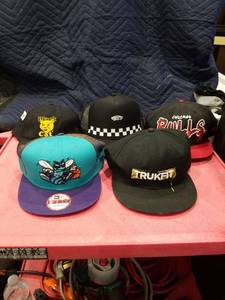 lot 3569 image: 1990s Snapback Hat Collection