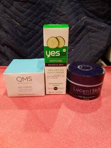 lot 3604 image: LOT OF RANDOM BEAUTY PRODUCTS