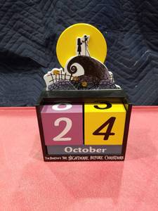 lot 3617 image: The Nightmare Before Christmas Advent Block Calendar