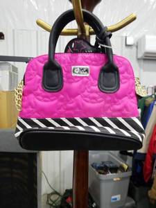 lot 3659 image: Luv Betsey Johnson Pink Quilted Handbag