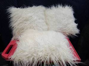 lot 3735 image: (3)White Mongolian Faux Fur Throw Pillow