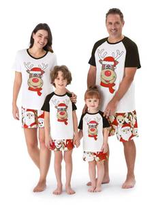 lot 3241 image: PATPAT Family Christmas Pajamas Short Sleeve Black and White Cute Funny Elk Reindeer Tops and Shorts Sleepwear Dad and Son Matching Outfits Holiday Pajamas for Family 2024 Couples Adults Men M
