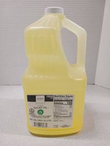 lot 178 image: Culinary Selections Soybean Salad Oil - 1 Gallon
