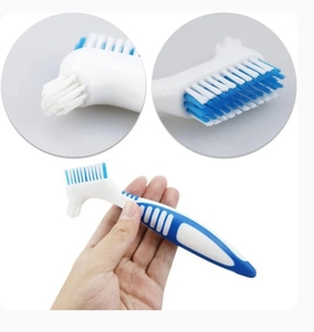 lot 290 image: QuietLab Soft Cleaning Brush