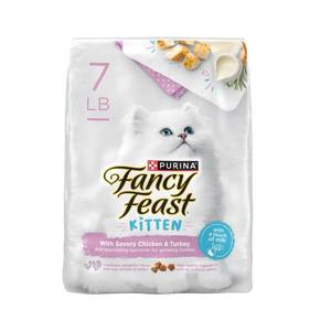 lot 434 image: Purina Fancy Feast Kitten With Savory Chicken and Turkey Kitten Dry Food - 7 lb. Bag (Best By Mar 2027)