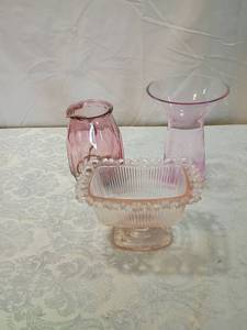 lot 47 image: Pink Depression Glass Collection