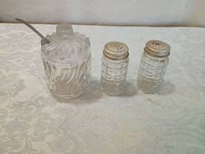 lot 55 image: Clear Glass Salt and Pepper Shaker Set with sugar jar