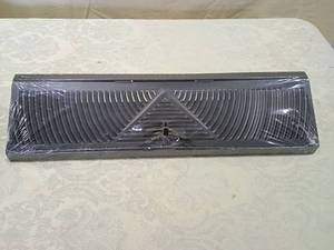 lot 94 image: Floor Register Vent Cover 4x10 inch
