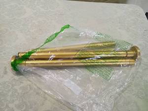 lot 105 image: Gold Metallic Curtain Rod Set