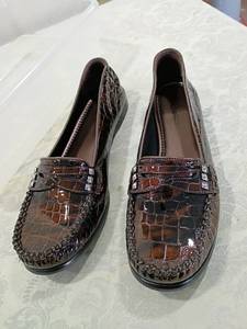 lot 113 image: Brighton Patent Leather Crocodile Print Loafers