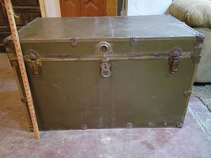 lot 141 image: 1940s Military Style Storage Trunk large box
