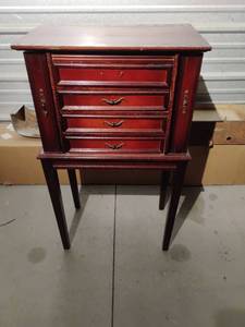 lot 111 image: Jewelry Box.  32 x 19 x 12. Missing a handle