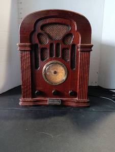 lot 117 image: Thomas Collection Radio wcassette player