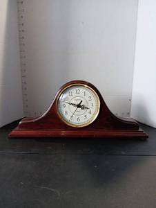 lot 118 image: Ingraham Quartz Mantal Clock