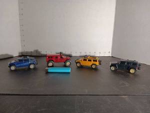 lot 150 image: Plastic Hummer Collection