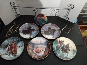 lot 162 image: Native Plate set and more wplate hangers
