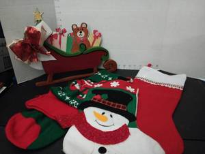 lot 251 image: Christmas decor and more