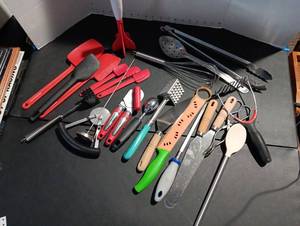 lot 340 image: Cooking utensils and more