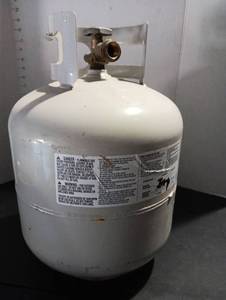 lot 355 image: Empty propane tank