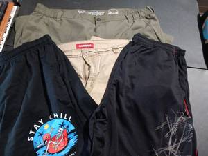 lot 409 image: Mens shorts.  Size 42 and 2X