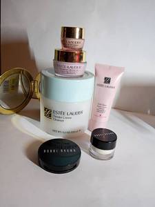 lot 609 image: Estee Lauder and Bobbi Brown Products