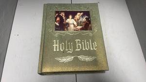 lot 820 image: Heirloom Bible Publishers Red Letter King James Bible