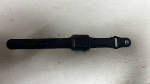 Working Apple Watch Series 3 GPS 38mm Space Gray - No Charger