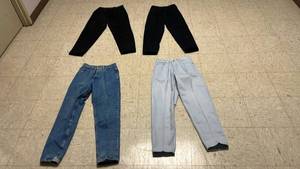 lot 864 image: Bundle of 4 Vintage Eddie Bauer Womens Denim Collection - Size 8