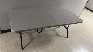 lot 891 image: Lifetime 6ft Folding Table