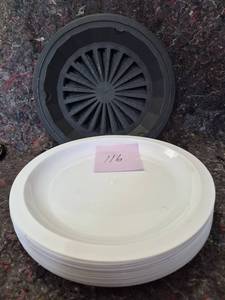 lot 16 image: Tupperware Paper Plate Holders Set
